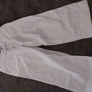 Gap capri pants